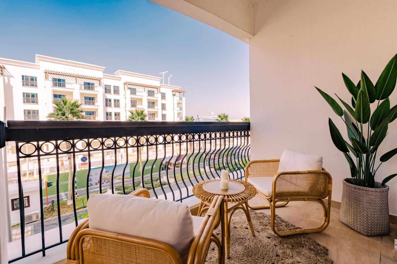 By Otolo Homes With Free Yas Theme Park Tickets Apartment