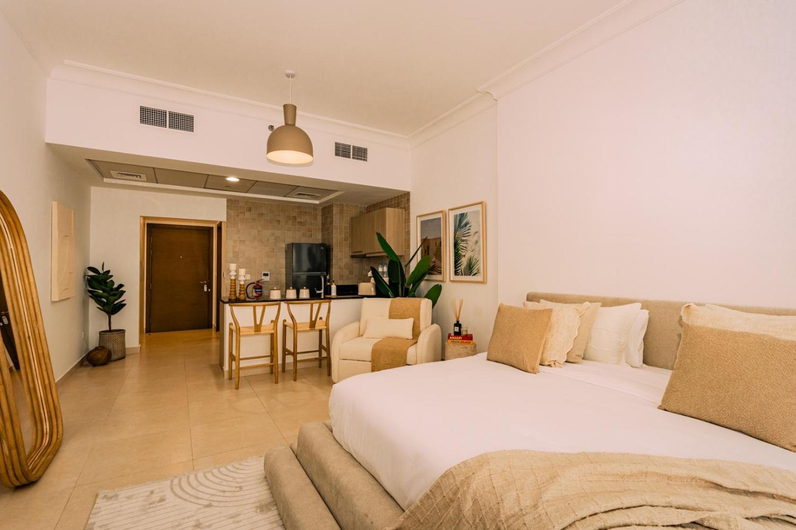 Apartamento By Otolo Homes With Free Yas Theme Park Tickets *
