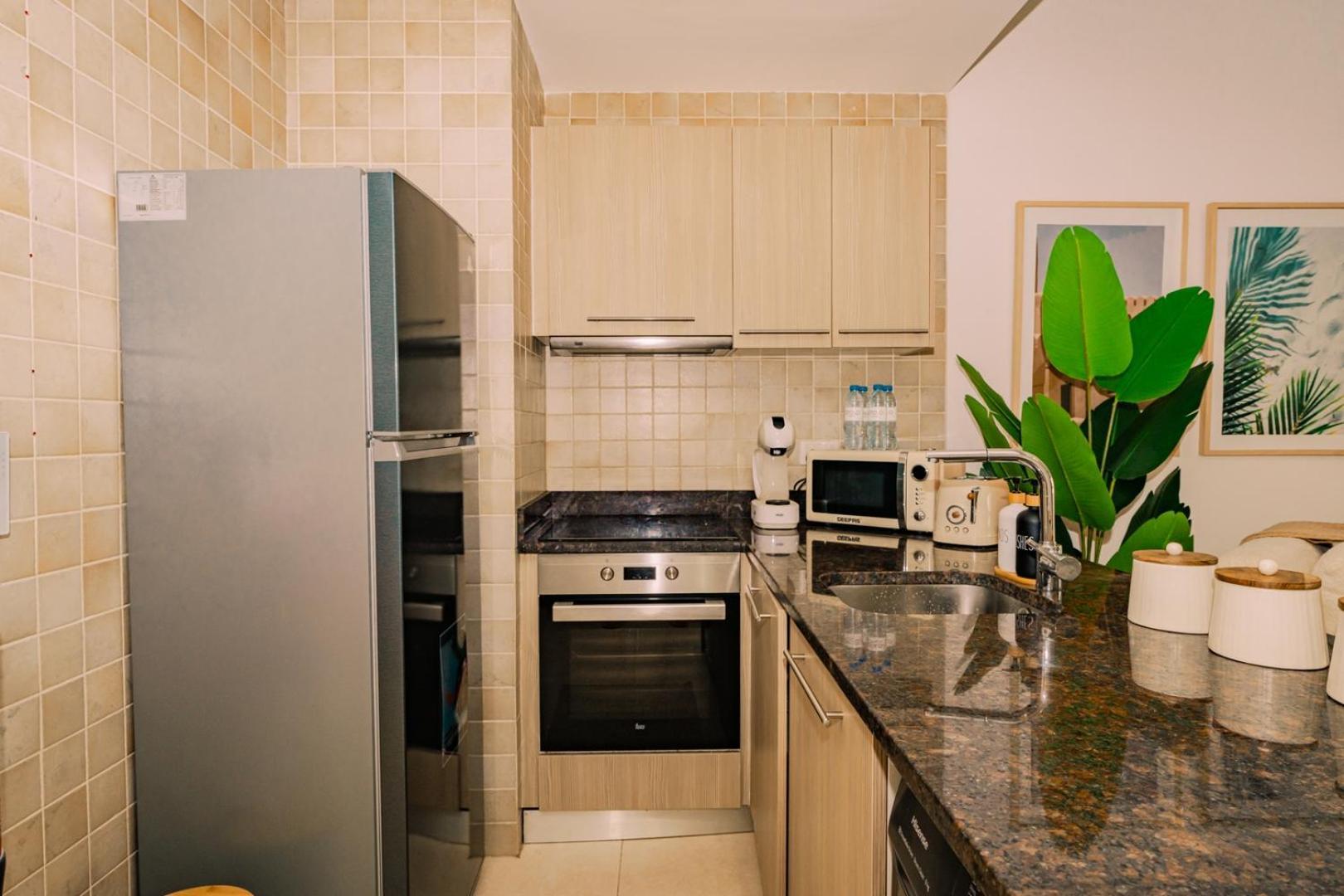 Apartamento By Otolo Homes With Free Yas Theme Park Tickets Abu Dhabi
